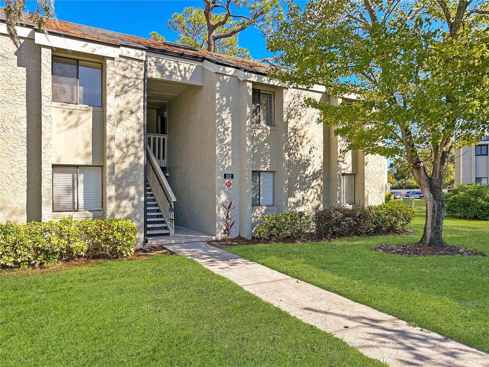 Photo one of 152 Springwood Cir # B Longwood FL 32750 | MLS O6266523