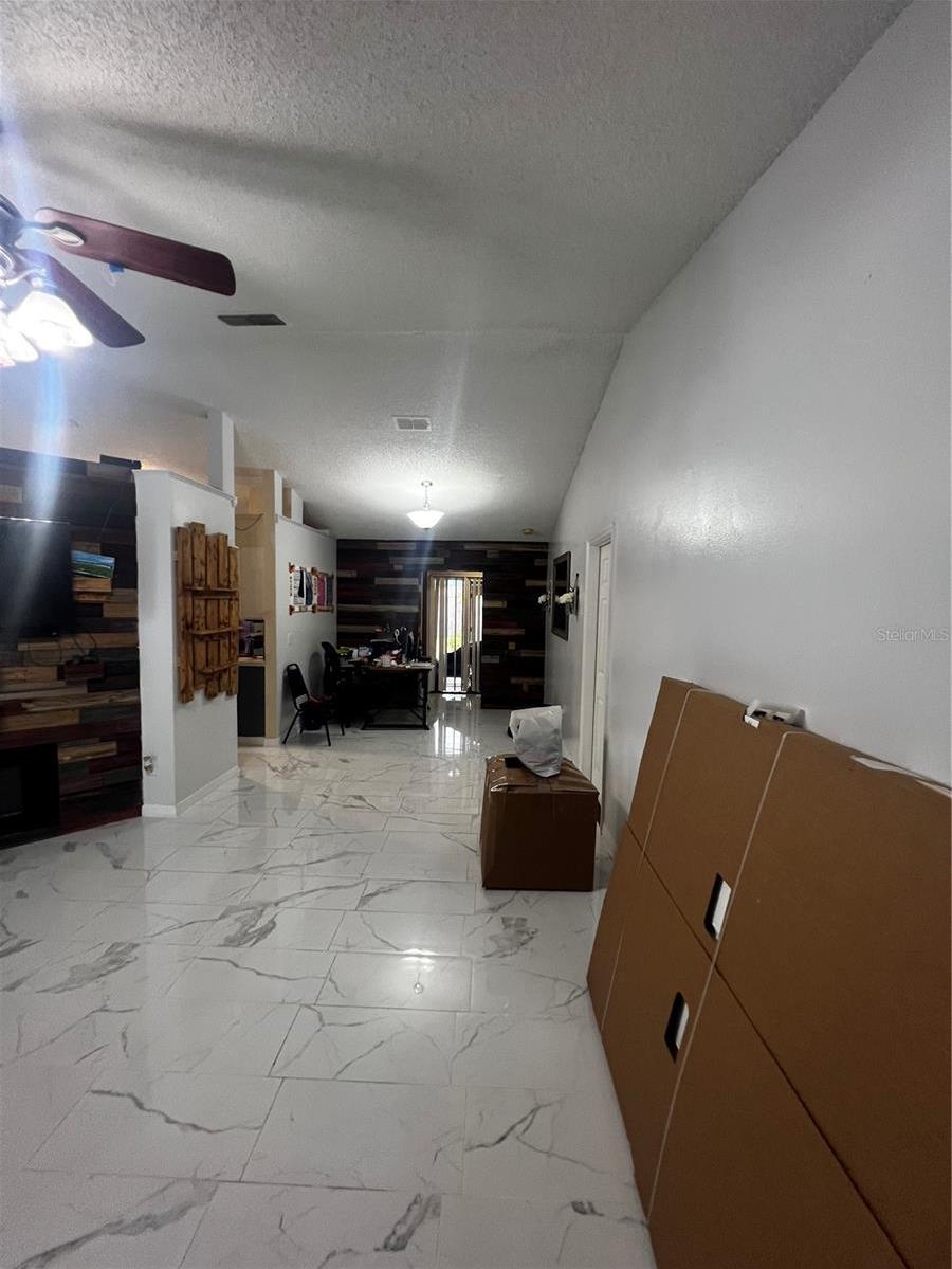 Photo #10