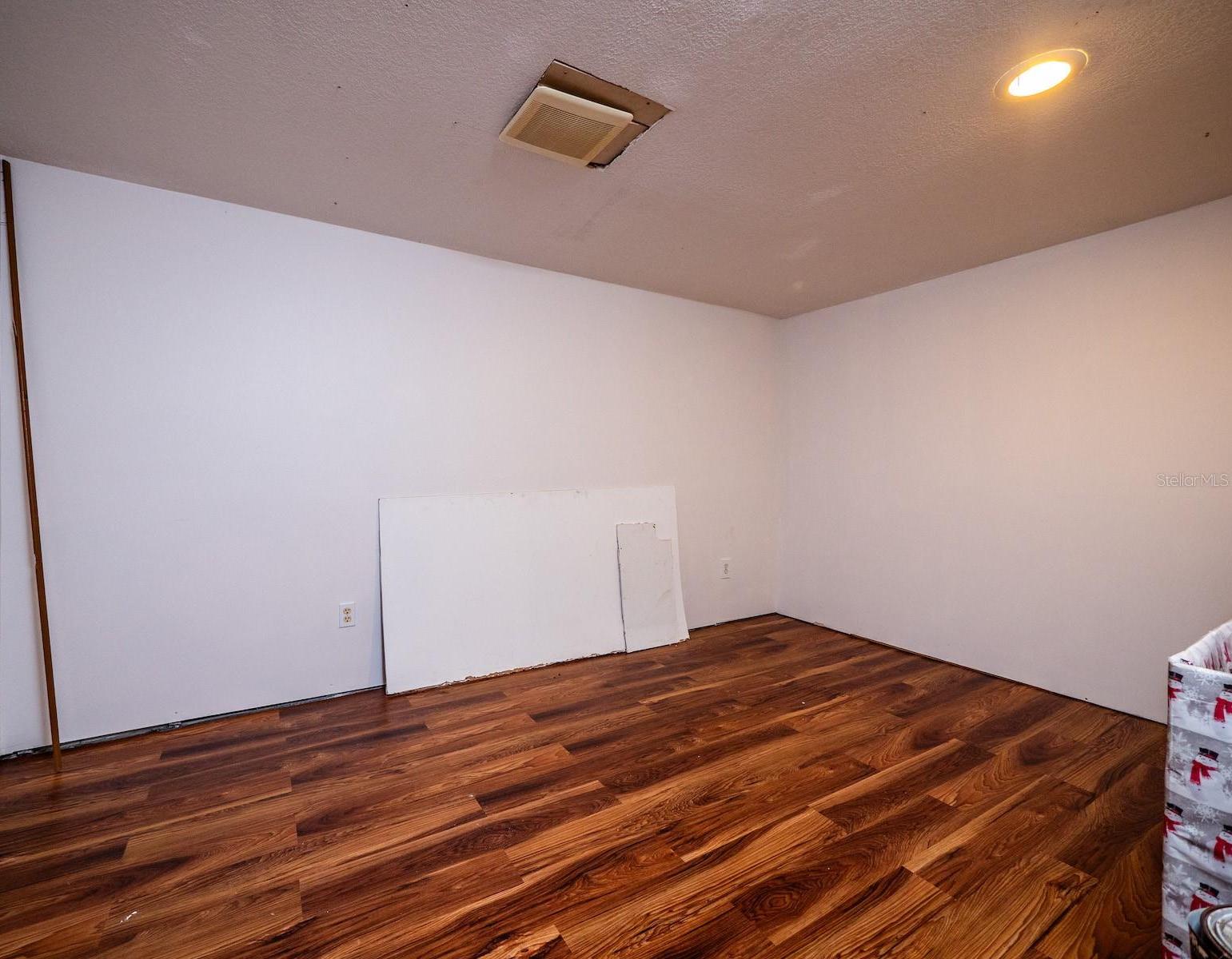 Photo #34