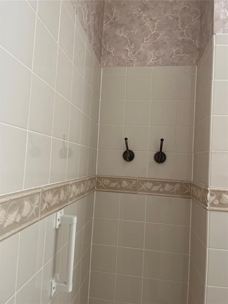 Photo #32