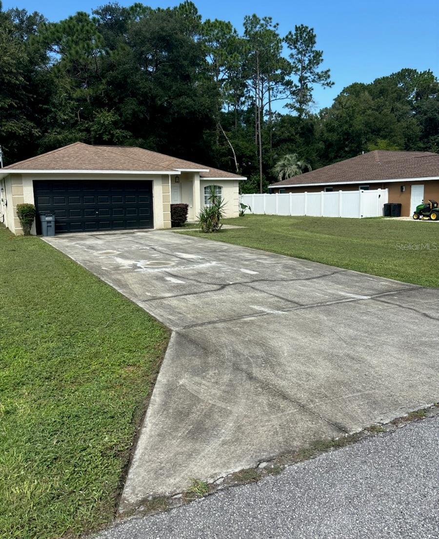 Photo one of 5900 Nw 59Th Ct Ocala FL 34482 | MLS OM687593