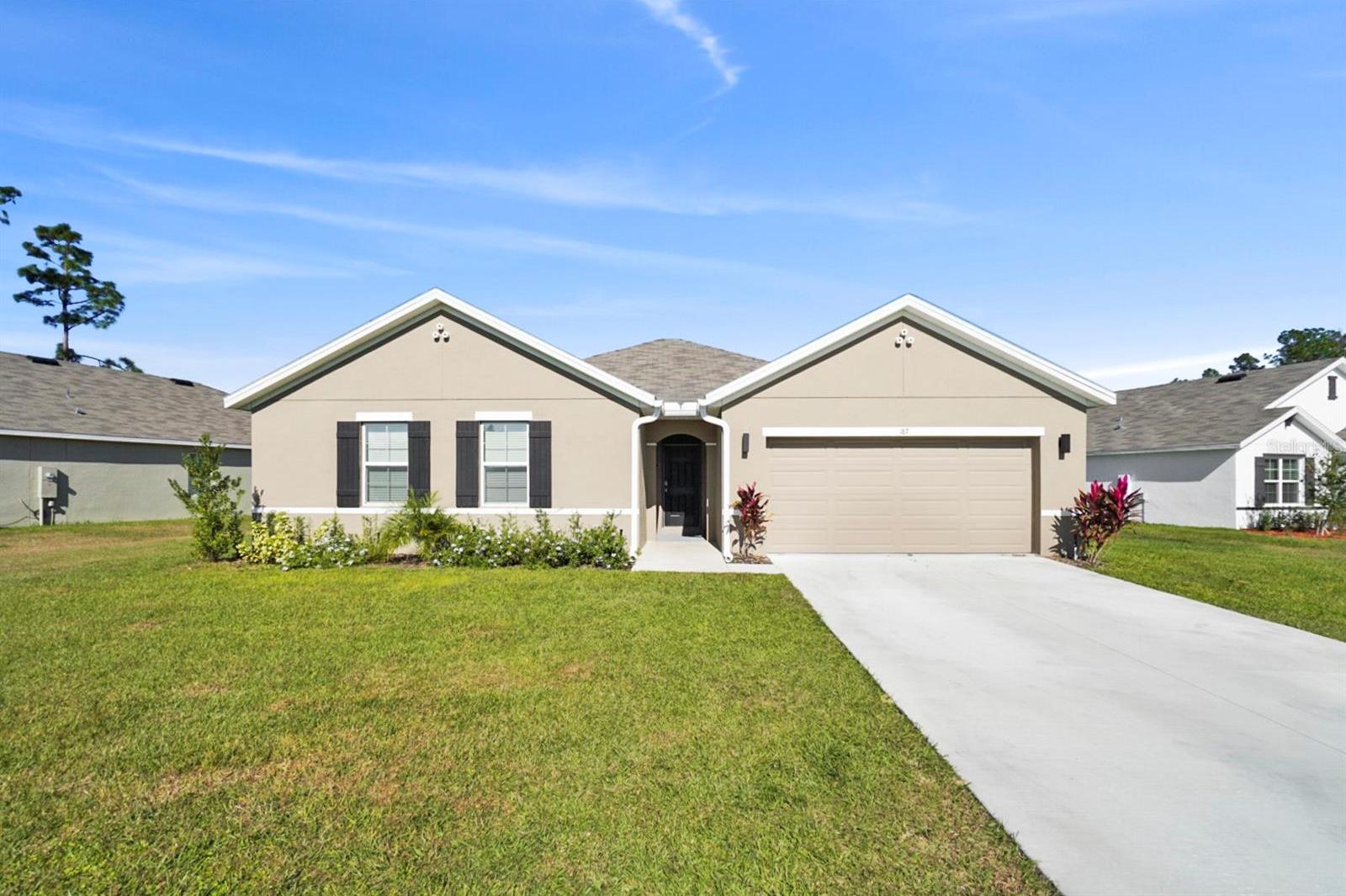 Photo one of 187 Hickory Course Trce Ocala FL 34472 | MLS OM690581