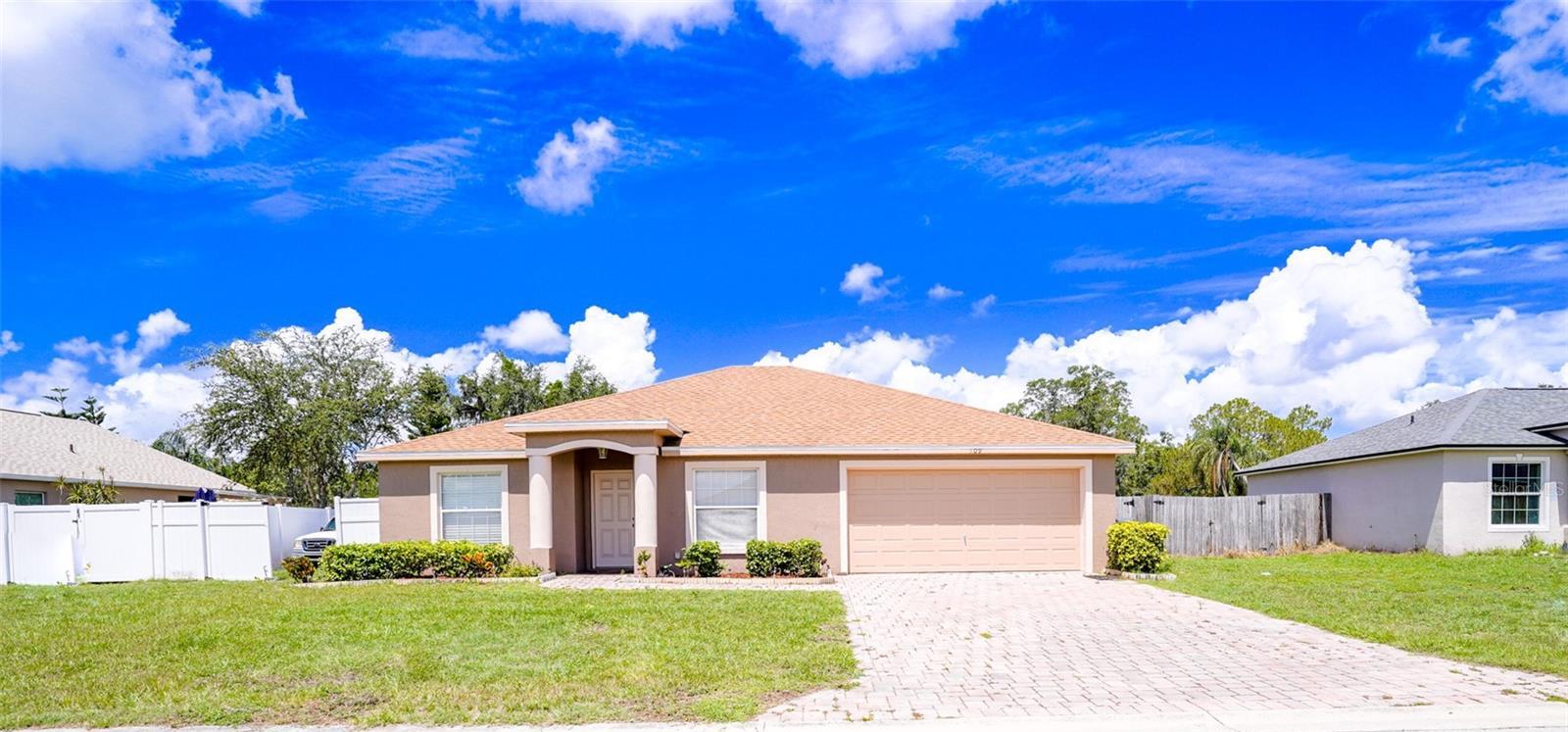 Photo one of 309 Majestic Gardens Dr Winter Haven FL 33880 | MLS P4925980