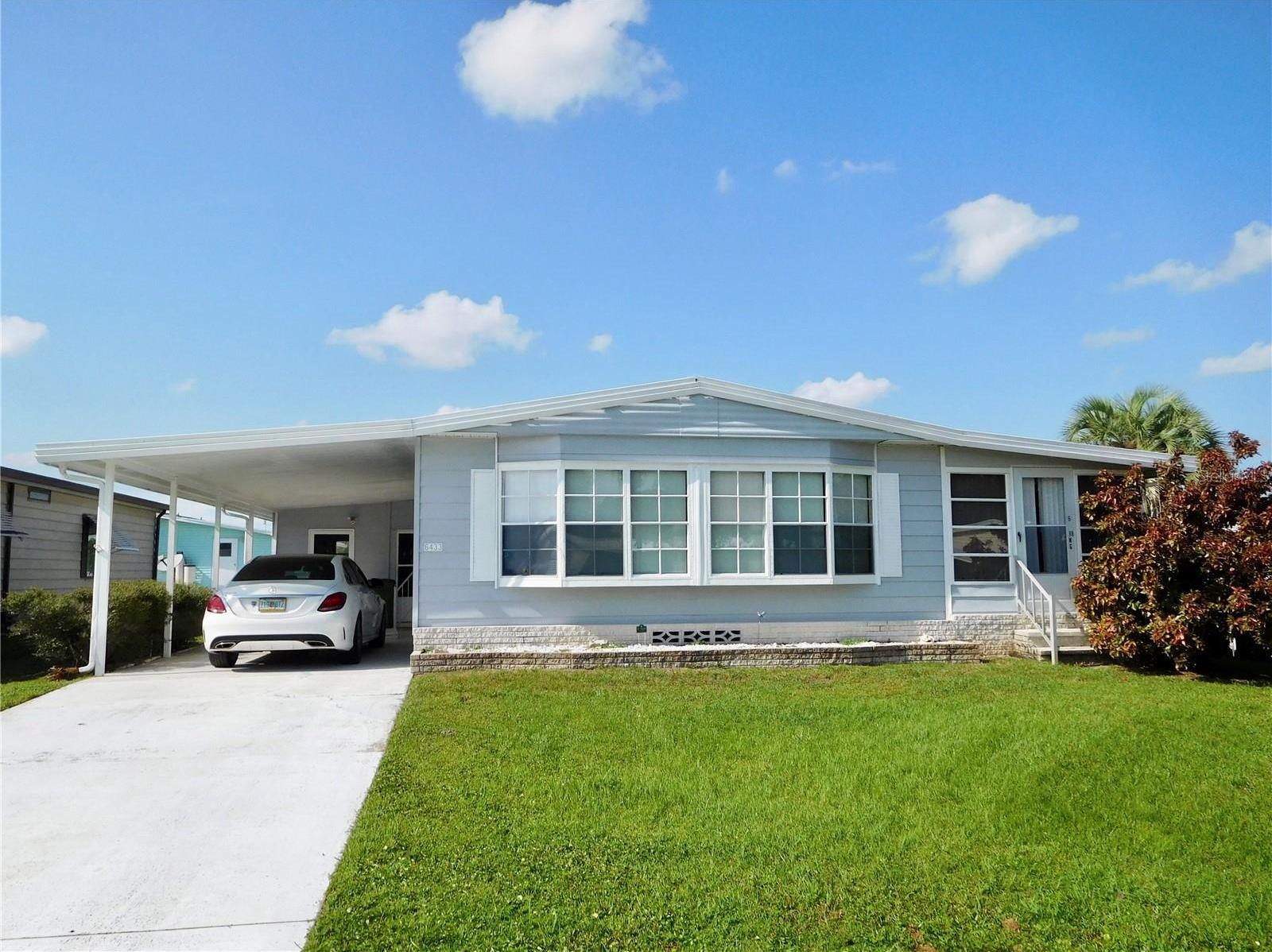 Photo one of 6433 Jacaranda Ne Ave Winter Haven FL 33881 | MLS P4927109