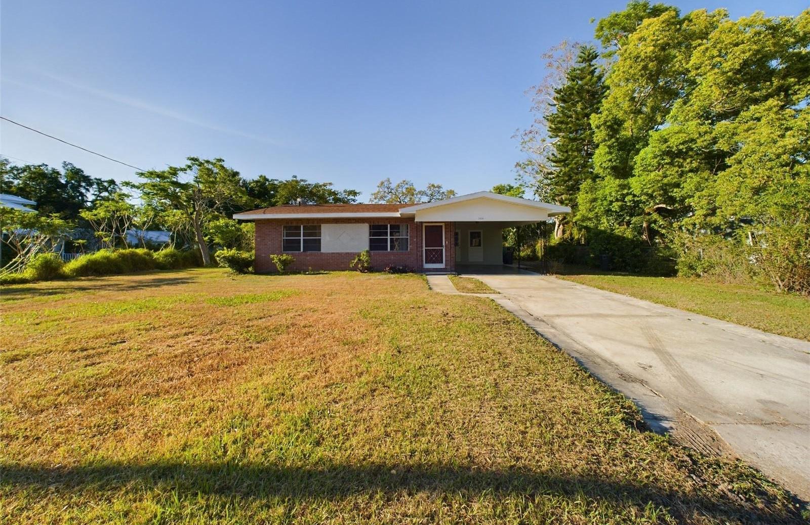 Photo one of 2830 Avenue S Nw Winter Haven FL 33881 | MLS P4929929