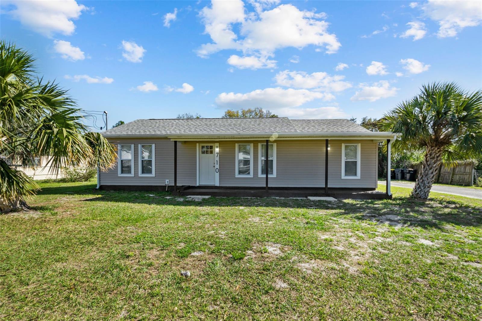 Photo one of 710 28Th Nw St Winter Haven FL 33881 | MLS P4929955