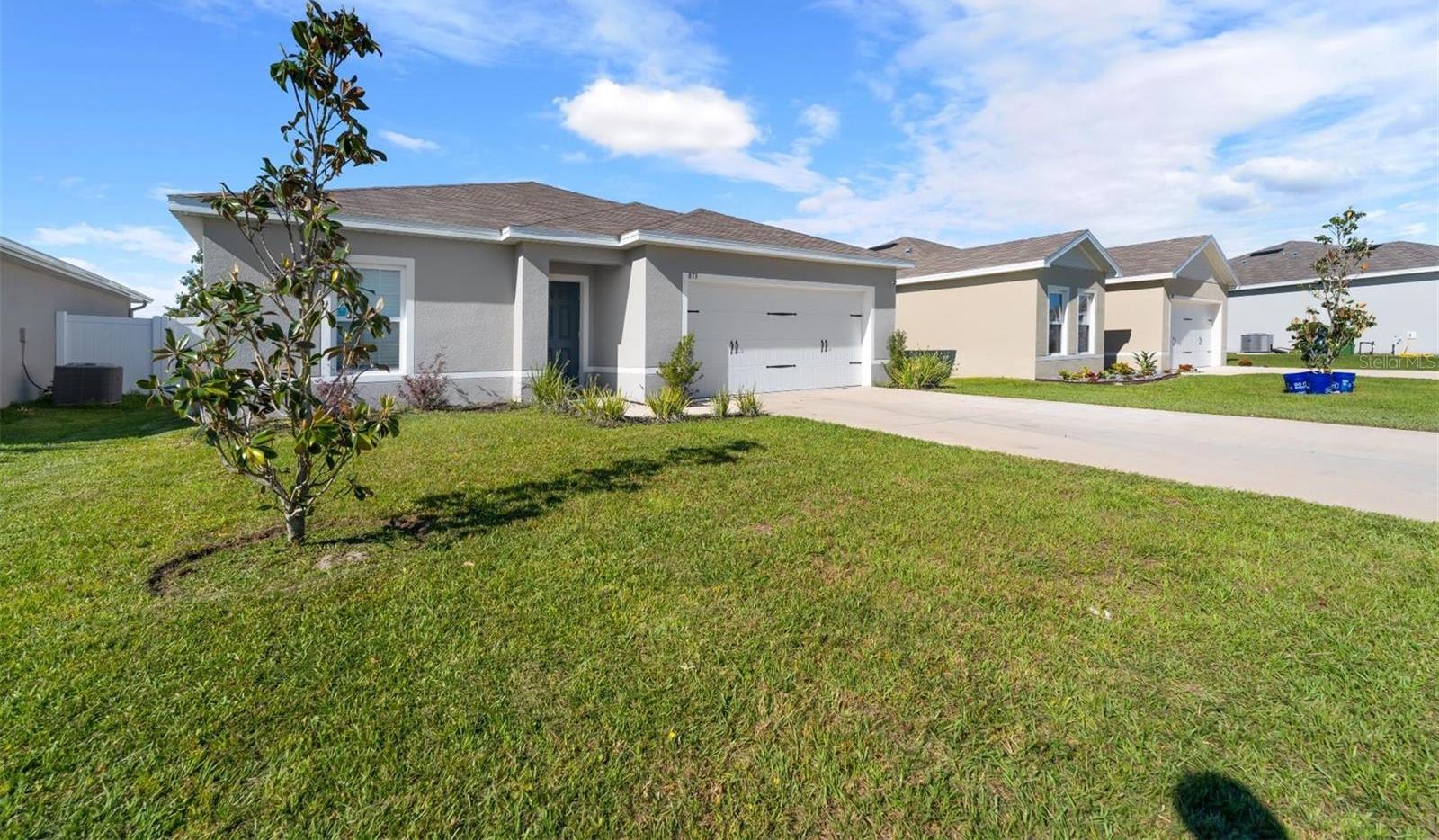 Photo one of 873 Eagle Rock Ter Winter Haven FL 33880 | MLS P4929976