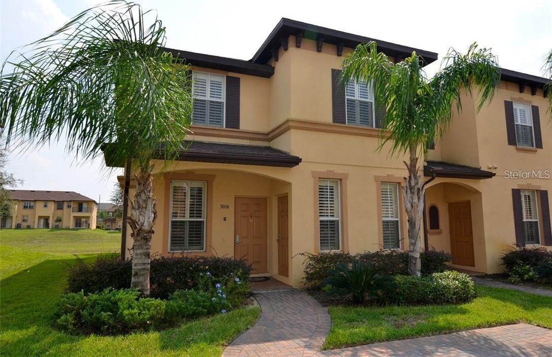 Photo one of 3001 Calabria Ave Davenport FL 33897 | MLS R4907033