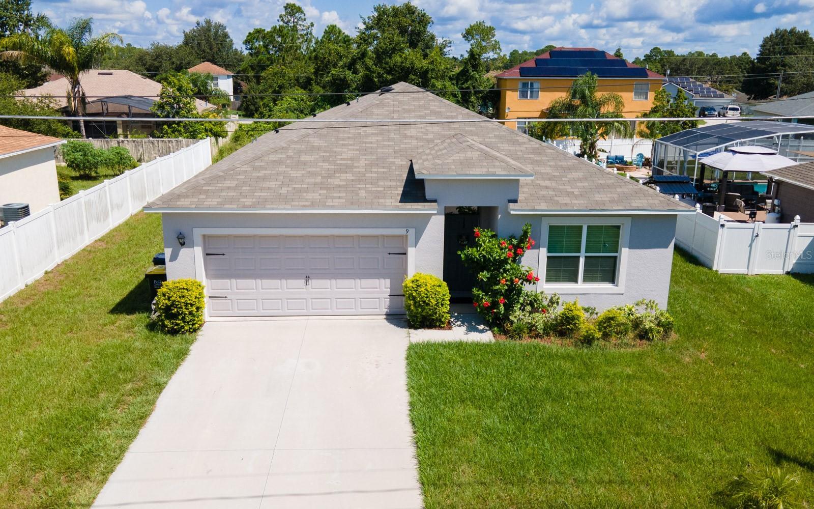 Photo one of 9 Flatfish Dr Poinciana FL 34759 | MLS S5089162