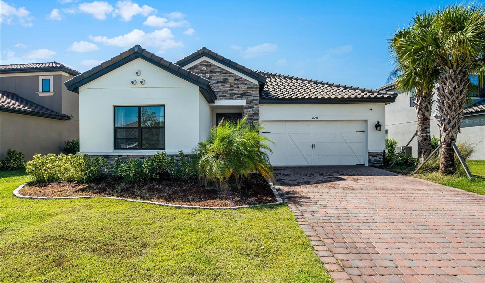 Photo one of 1660 Goblet Cove St Kissimmee FL 34746 | MLS S5092131