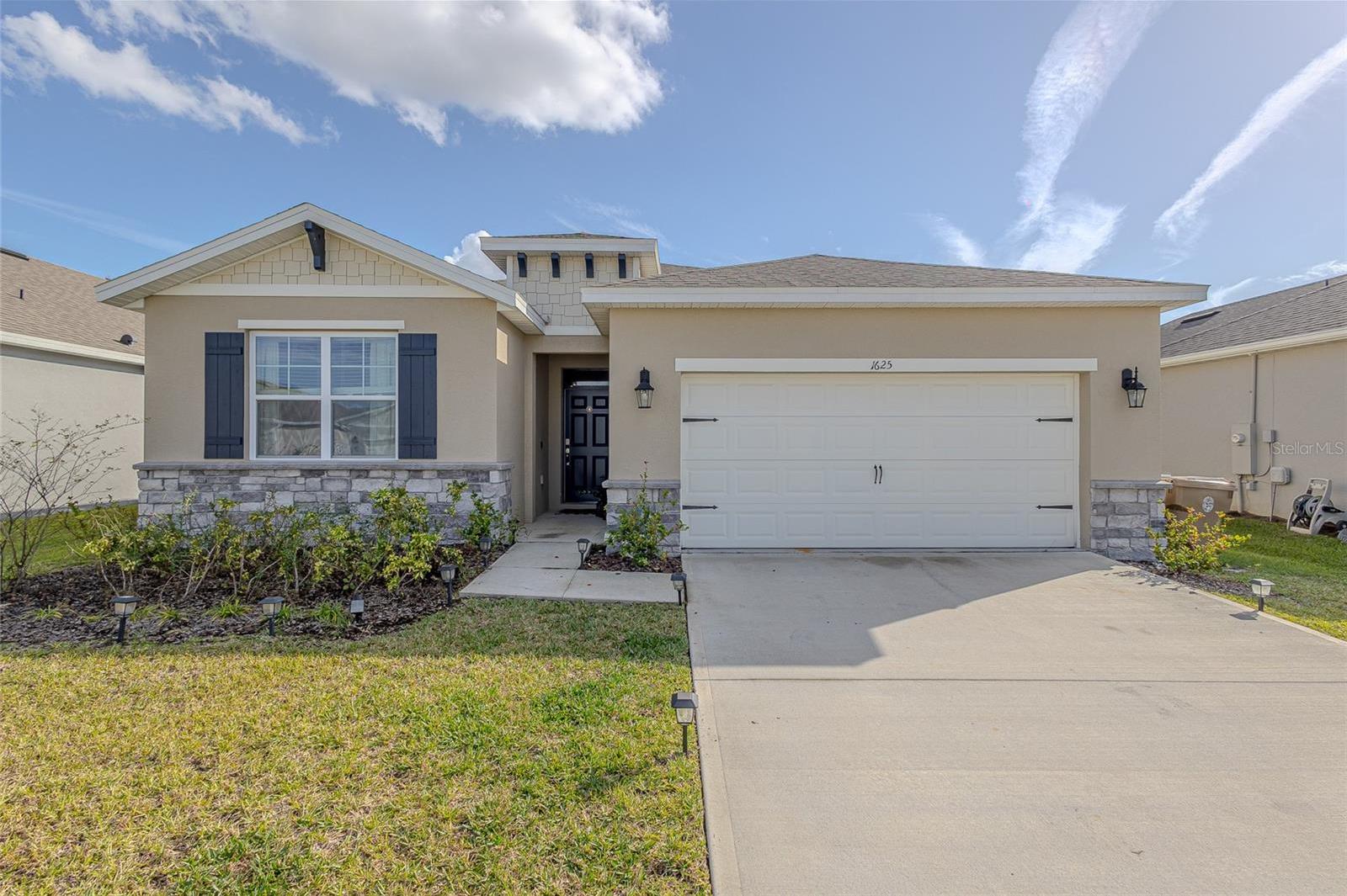 Photo one of 1625 Park Side Ave Kissimmee FL 34744 | MLS S5095326