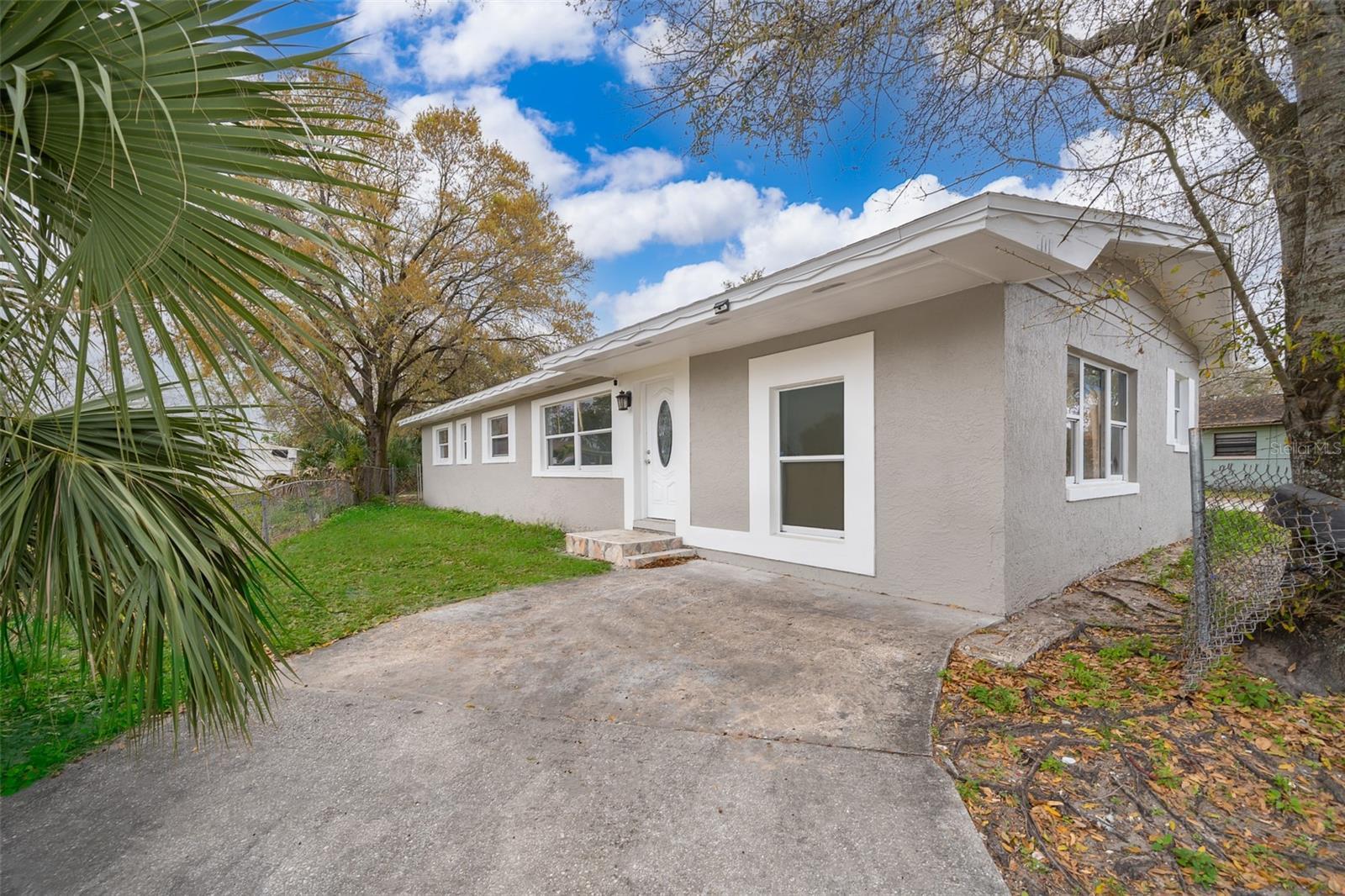 Photo one of 4416 Raleigh St Orlando FL 32811 | MLS S5100032