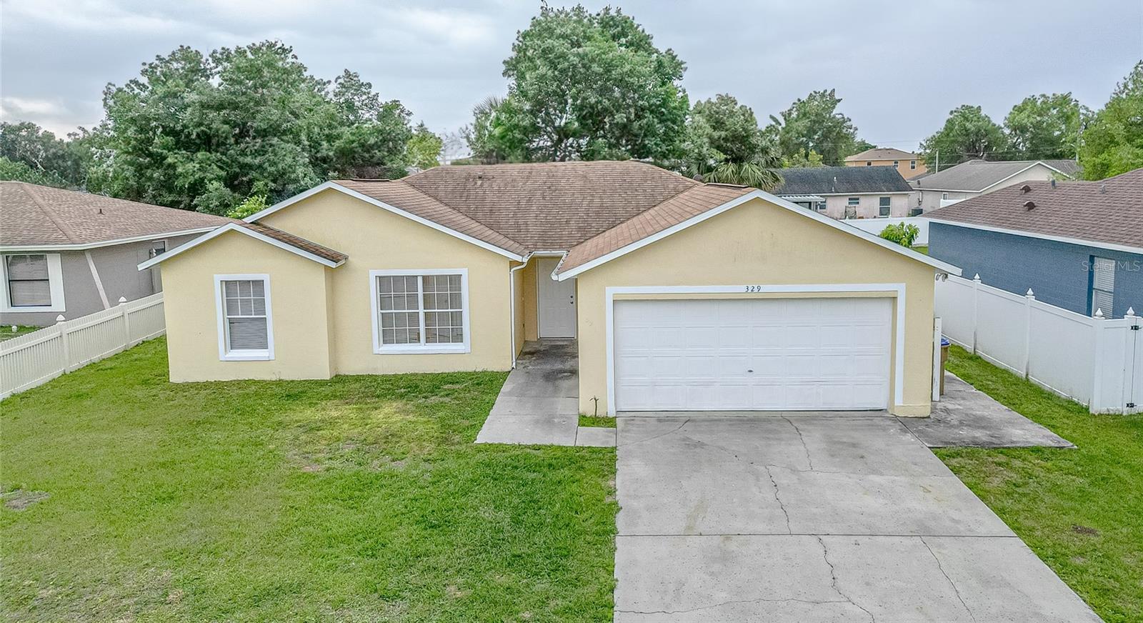 Photo one of 329 Medina Ct Kissimmee FL 34758 | MLS S5100288