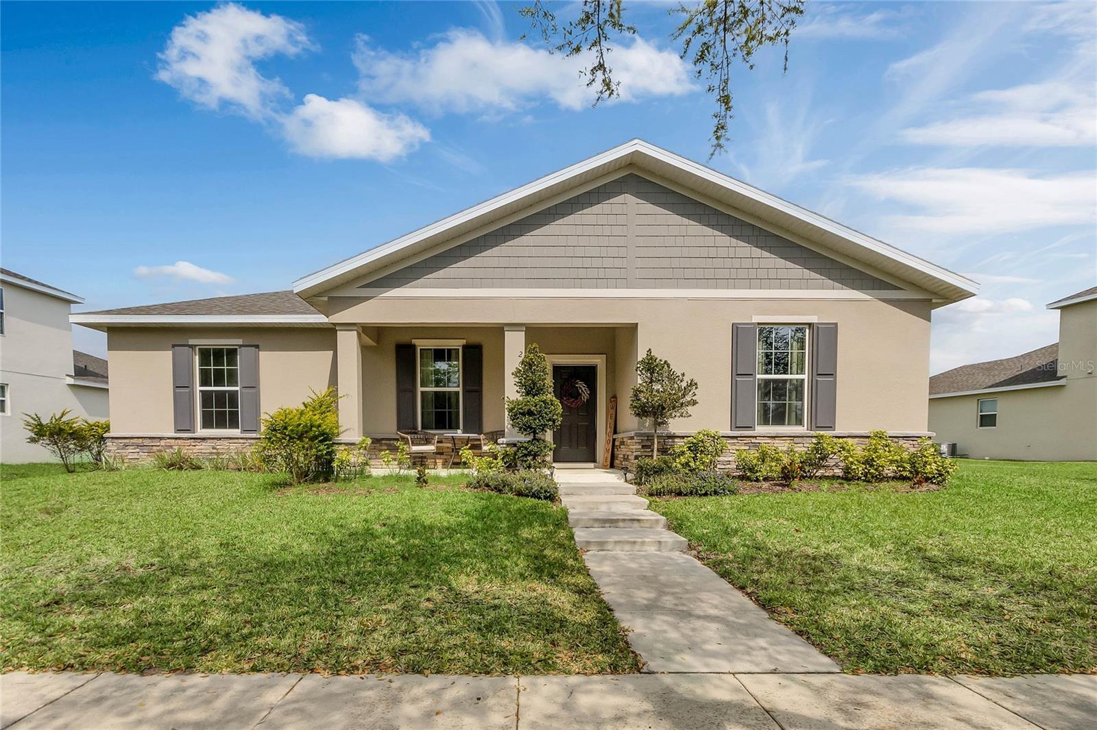 Photo one of 2661 Grasmere View Pkwy Kissimmee FL 34746 | MLS S5100693