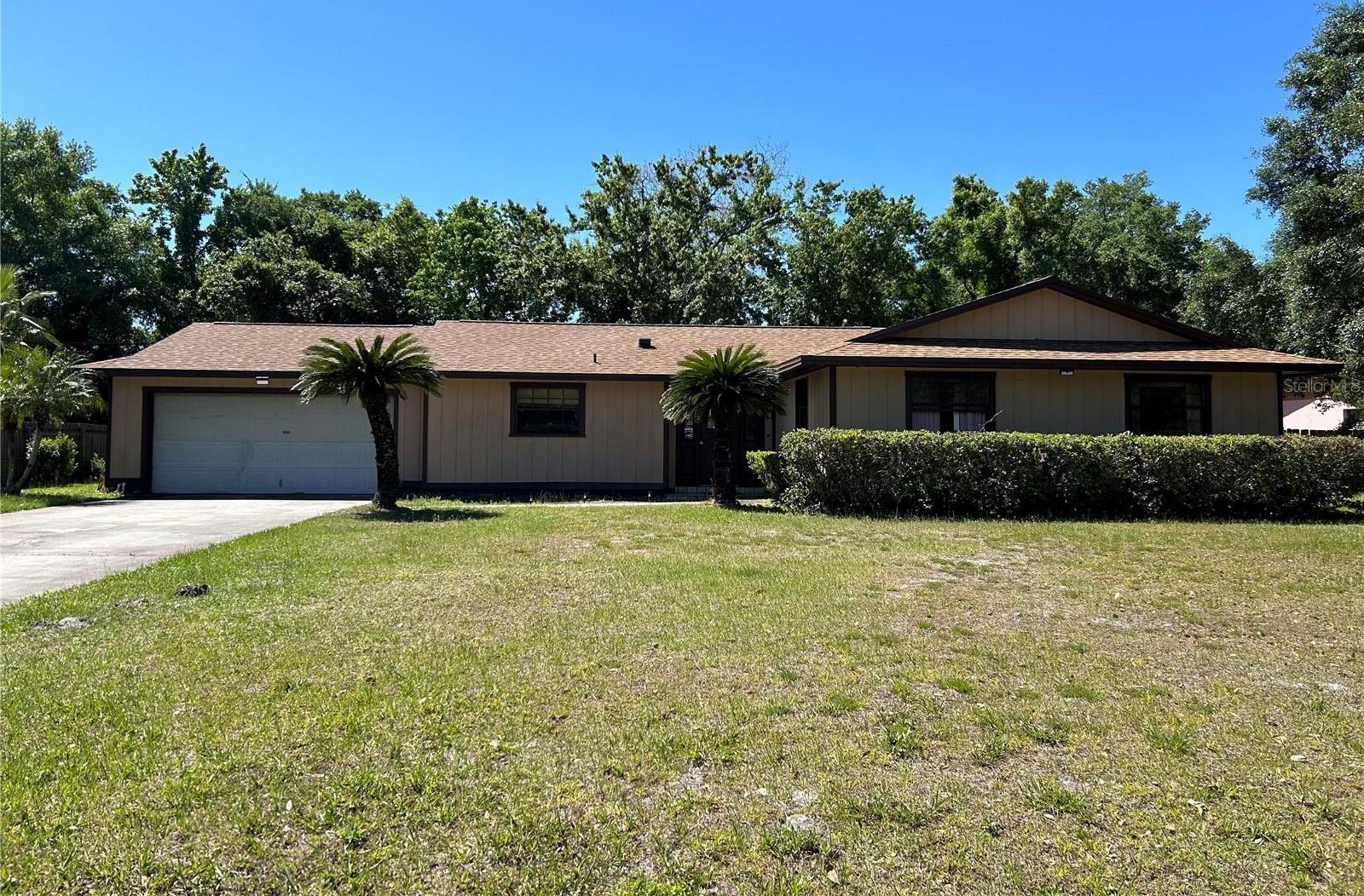 Photo one of 4960 Lake Cecile Dr Kissimmee FL 34746 | MLS S5101628