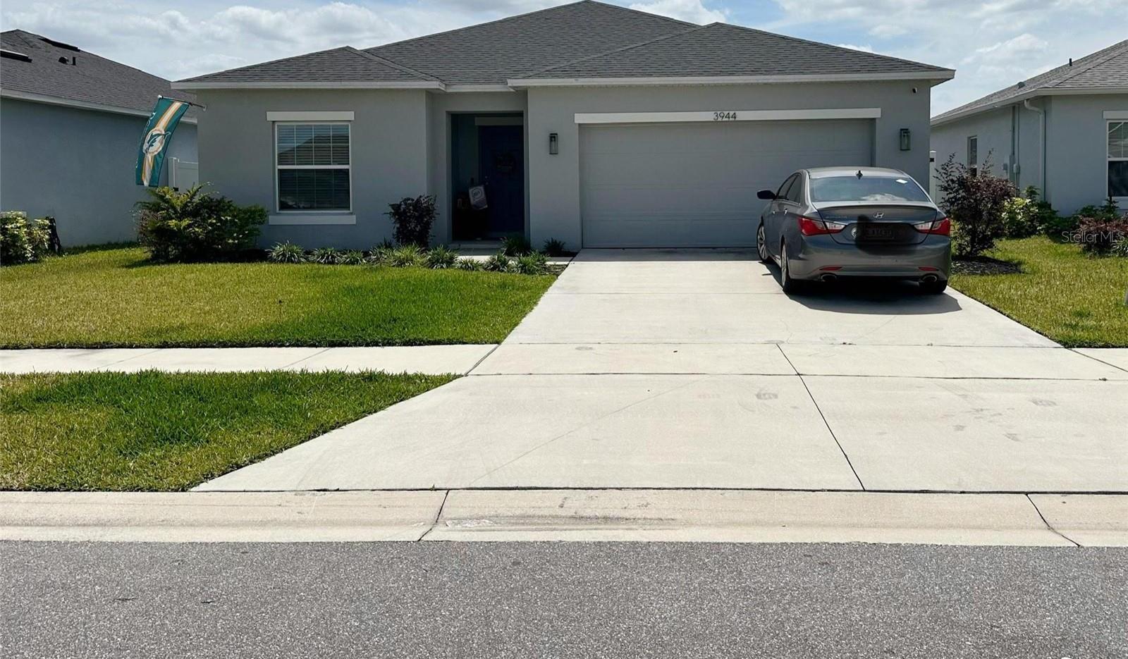Photo one of 3944 Fescue St Clermont FL 34714 | MLS S5102537