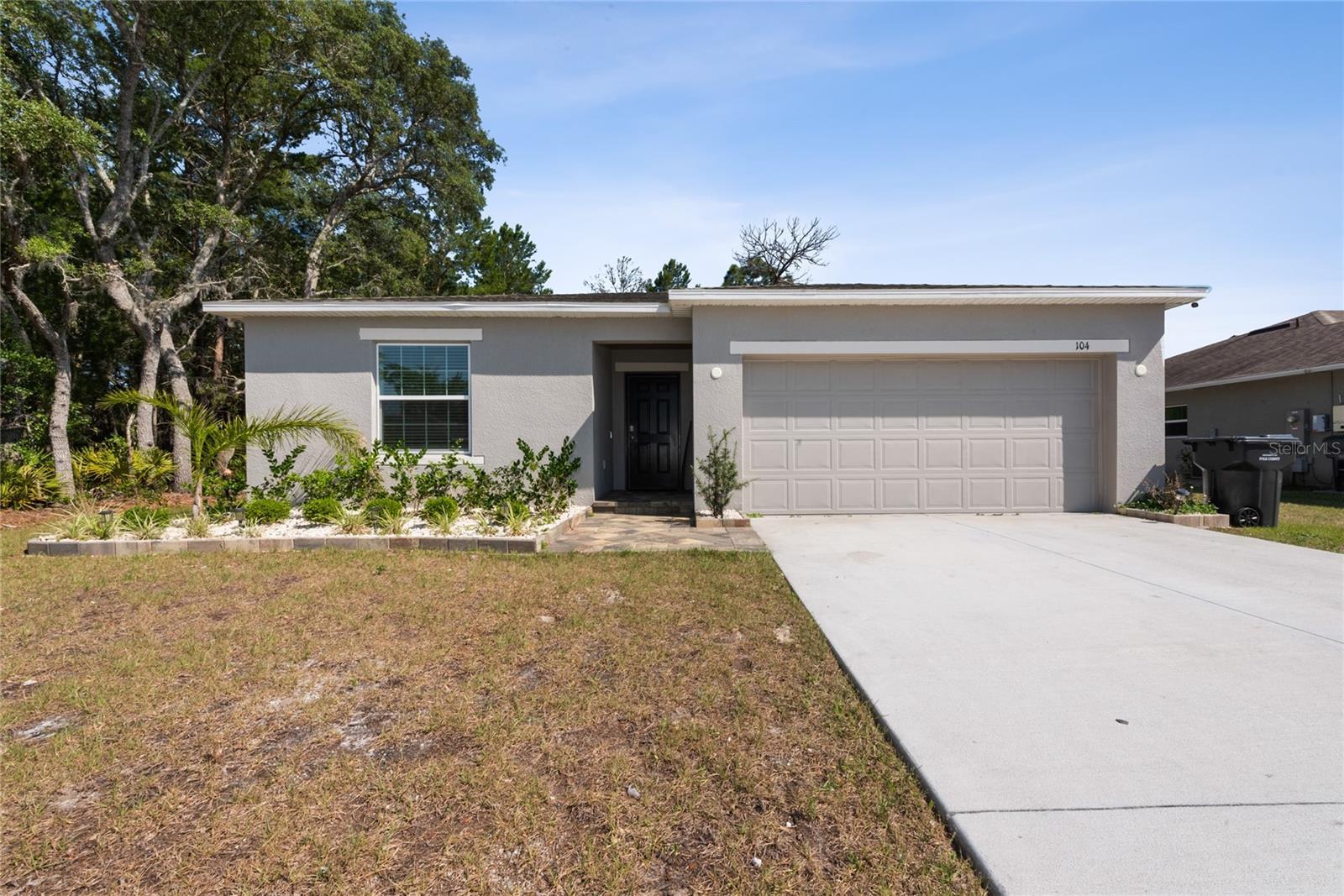 Photo one of 104 Zinnia W Ln Kissimmee FL 34759 | MLS S5103183