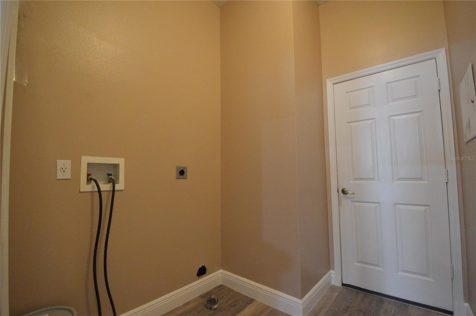 Photo #32