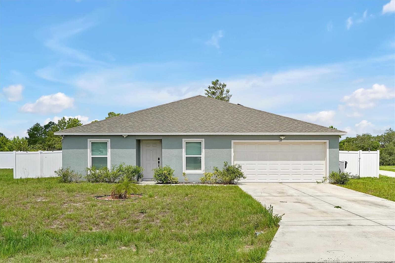 Photo one of 139 Violet Ct Poinciana FL 34759 | MLS S5107504