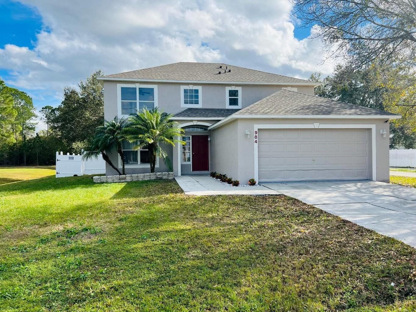 Photo one of 984 Derbyshire Dr Kissimmee FL 34758 | MLS T3504071