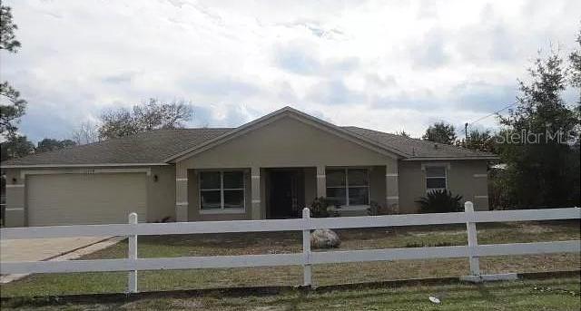 Photo one of 11714 Fairmont Ave Leesburg FL 34788 | MLS T3516525