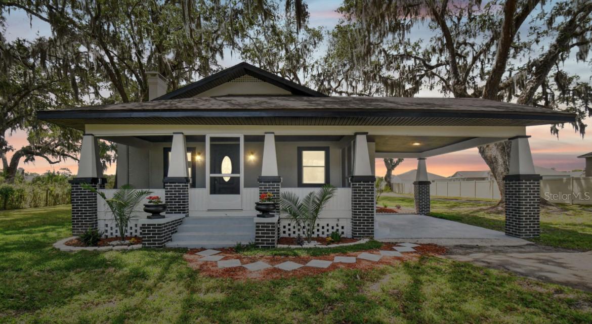 Photo one of 3040 Knights Station Rd Lakeland FL 33810 | MLS T3521479