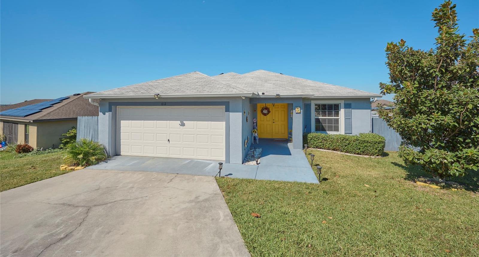 Photo one of 612 Chicago Way Dundee FL 33838 | MLS TB8314975