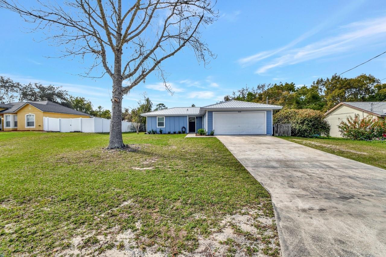 Photo one of 2529 Crowley Ter Deltona FL 32738 | MLS V4935190