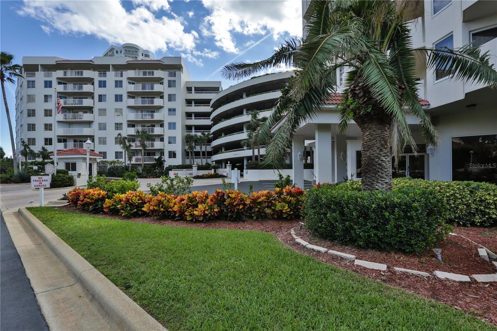 Photo one of 3 Oceans West Blvd # 5C4 Daytona Beach Shores FL 32118 | MLS V4935554