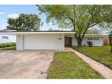 Photo one of 4405 Fetrow Dr Orlando FL 32812 | MLS B4901737