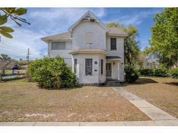 Photo one of 305 N New Hampshire Ave Tavares FL 32778 | MLS G5079374