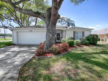 Photo one of 956 Forest Breeze Path Leesburg FL 34748 | MLS G5079443