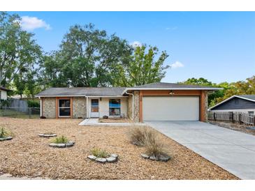 Photo one of 220 N Disston Ave Clermont FL 34711 | MLS G5079815