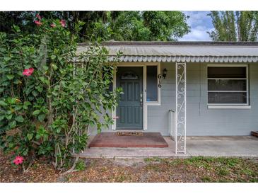 Photo one of 616 N New Hampshire Ave Tavares FL 32778 | MLS G5080095