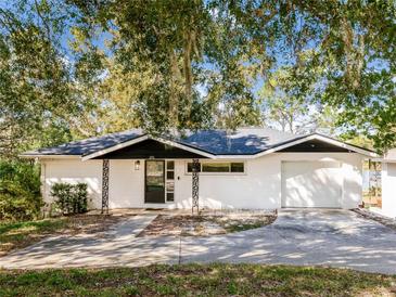 Photo one of 696 Shady Nook Dr Clermont FL 34711 | MLS G5080381