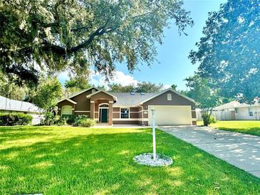 Photo one of 10136 Silver Bluff Dr Leesburg FL 34788 | MLS G5084598