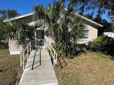 Photo one of 2342 South St Leesburg FL 34748 | MLS G5085505