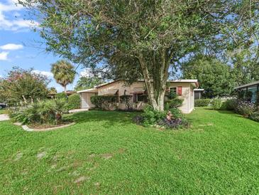 Photo one of 968 Tarrson Blvd Lady Lake FL 32159 | MLS G5086576