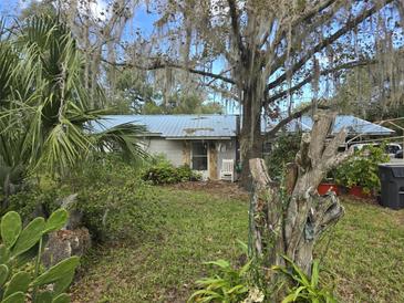 Photo one of 302 W Hunt Ave Bushnell FL 33513 | MLS G5089063