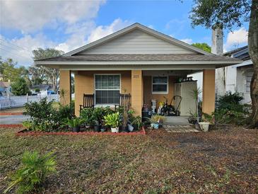 Photo one of 205 Avenue E Se Winter Haven FL 33880 | MLS L4941567