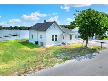 Photo one of 609 Nw 3Rd St Mulberry FL 33860 | MLS L4944632