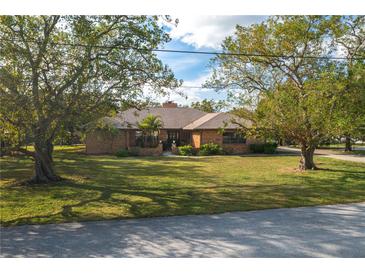 Photo one of 24 Lake Ave Winter Haven FL 33880 | MLS L4948735