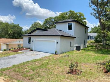 Photo one of 201 N Disston Ave Clermont FL 34711 | MLS O6095993