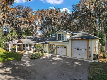 Photo one of 11209 Dead River Rd Tavares FL 32778 | MLS O6173746