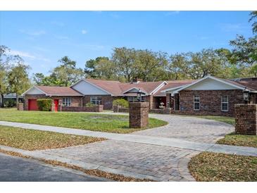 Photo one of 201 S Sweetwater Cove Blvd Longwood FL 32779 | MLS O6185163