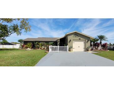 Photo one of 11301 Cardiff Dr Orlando FL 32837 | MLS O6187024