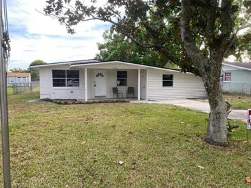 Photo one of 3220 Avenue J Nw Winter Haven FL 33881 | MLS O6189988