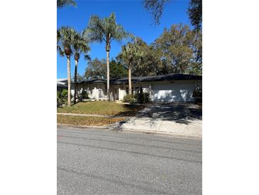 Photo one of 609 Parkwood Ave Altamonte Springs FL 32714 | MLS O6190787