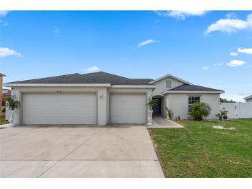 Photo one of 426 Bloomfield Dr Kissimmee FL 34758 | MLS O6194238