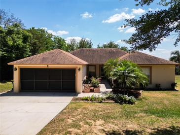 Photo one of 109 W Magnolia Ave Howey In The Hills FL 34737 | MLS O6197647